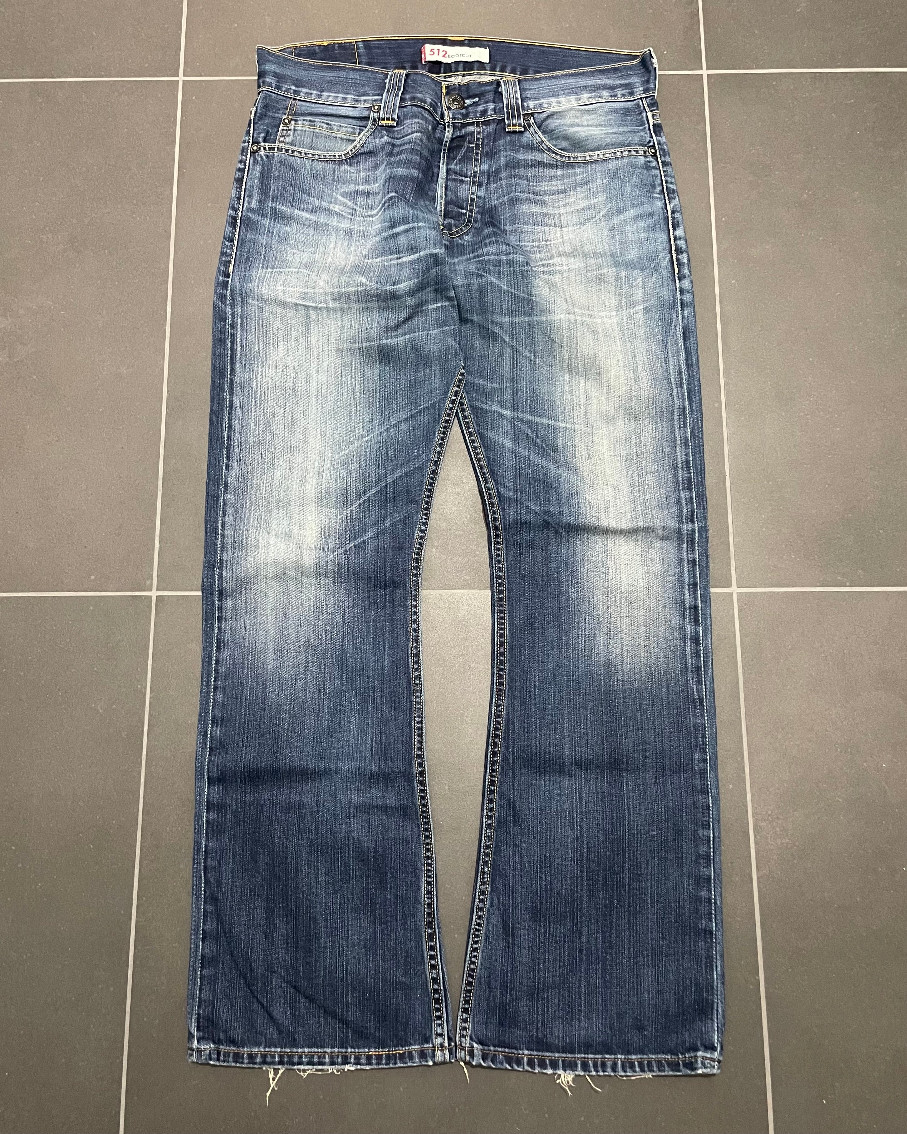Levi's 512 Bootcut Jeans - Size W34 L32