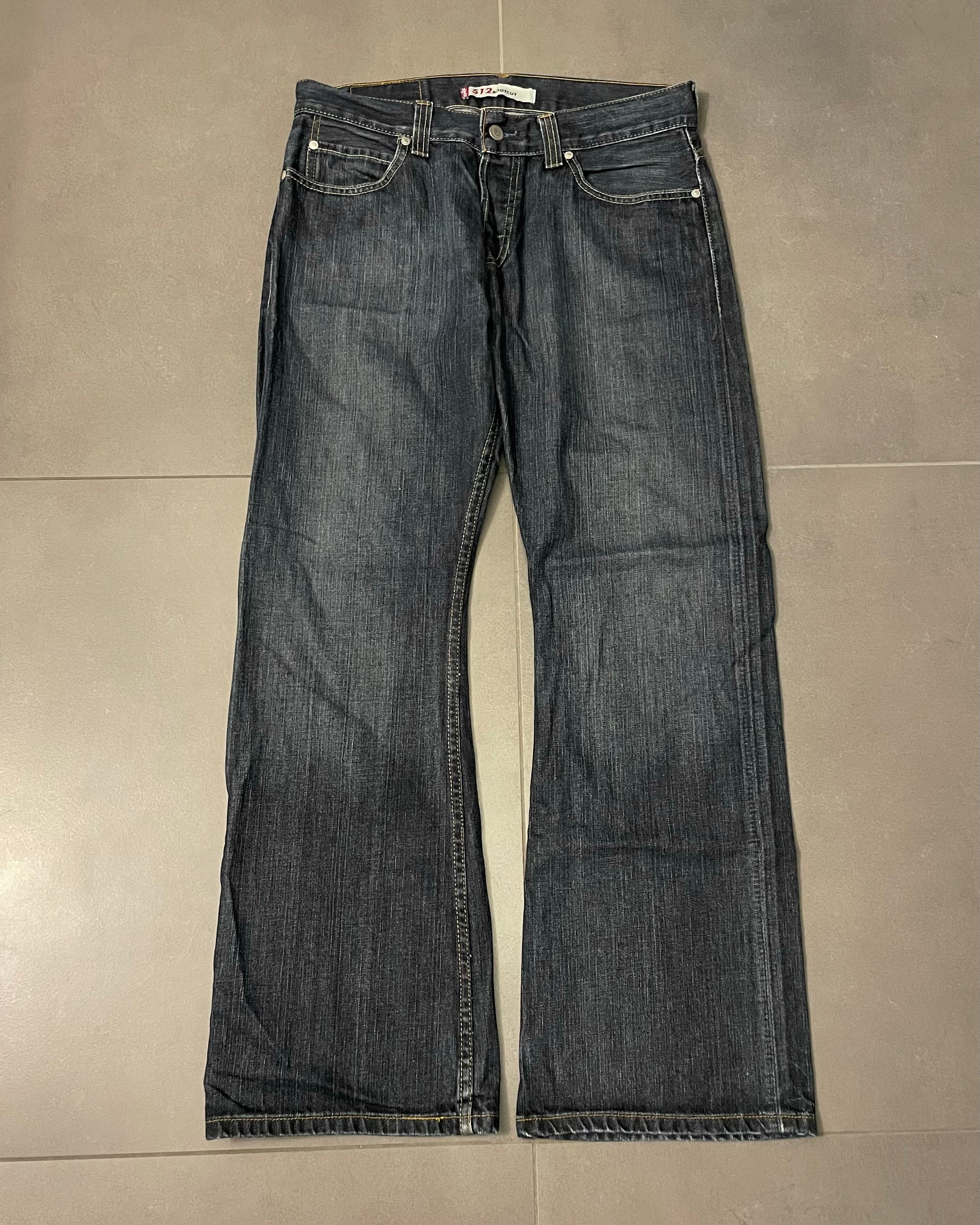 Levi's 512 Bootcut Jeans - Size W33 L32