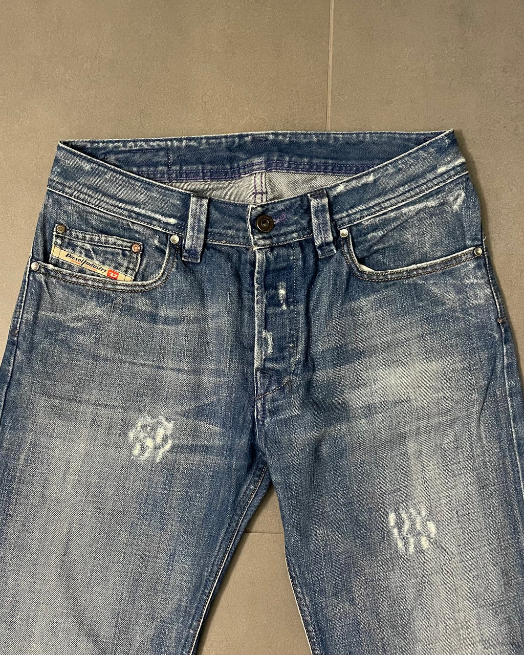 Diesel Straight Jeans - Size W29 L34