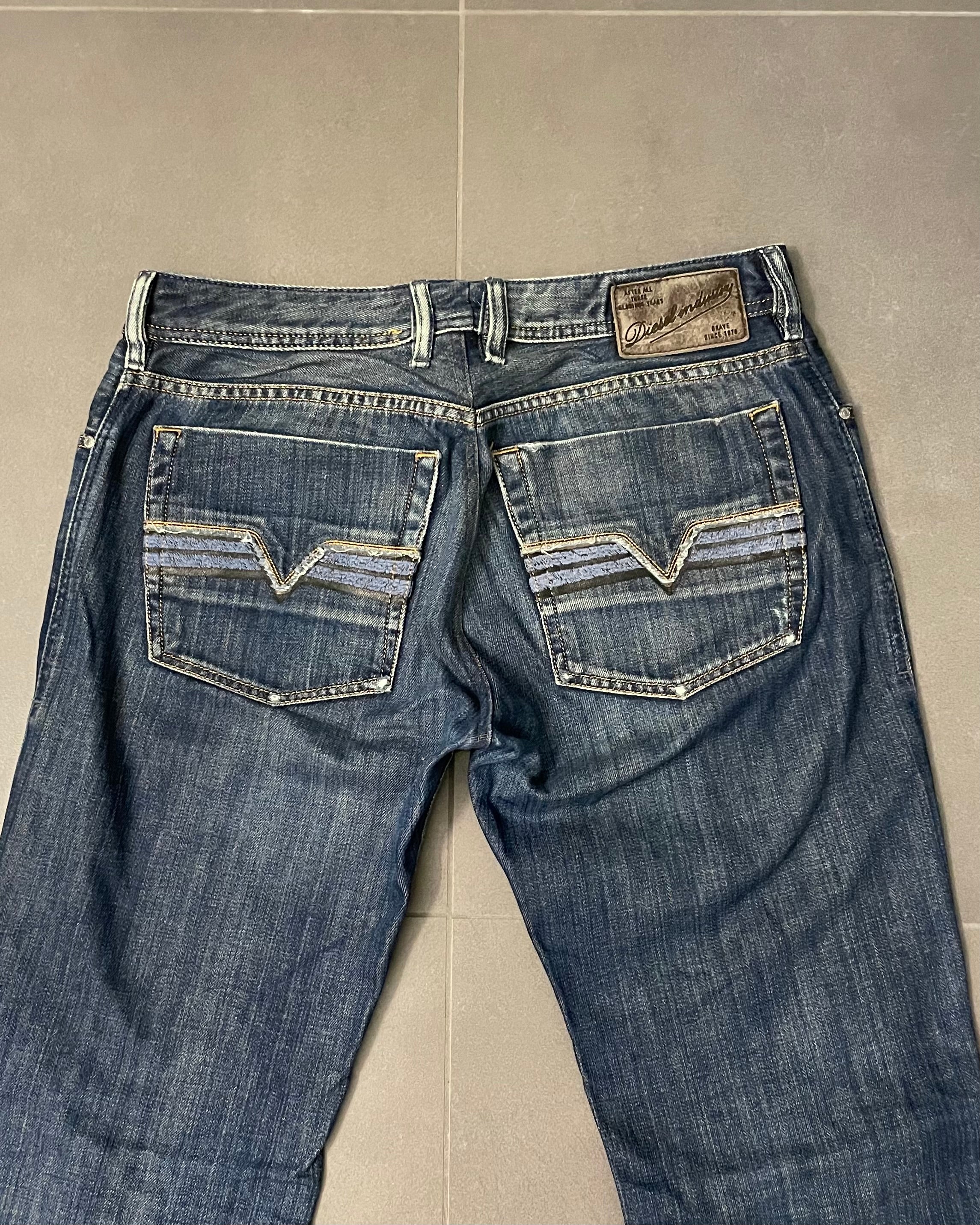 Diesel Bootcut Jeans - Size W34 L34