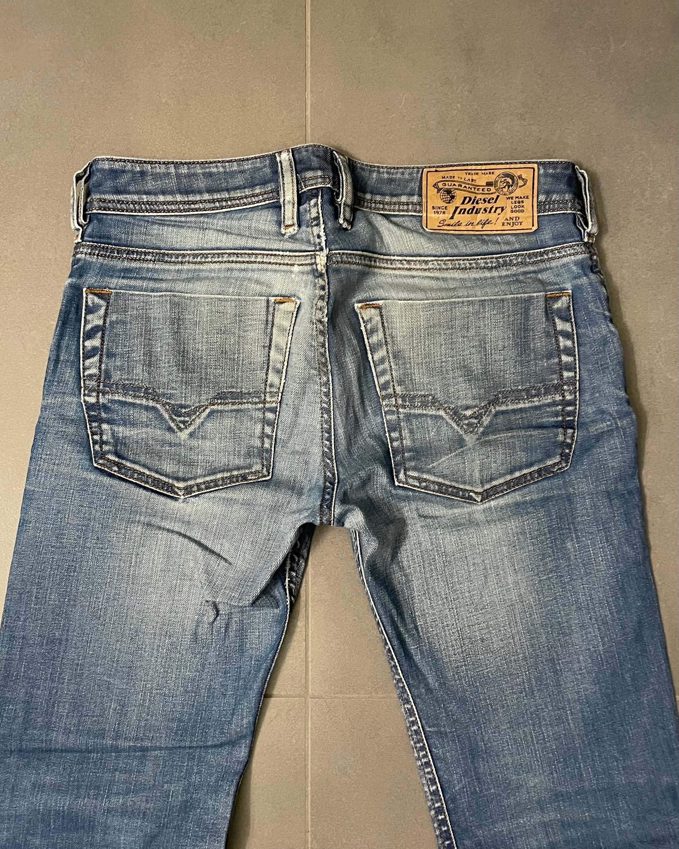 Diesel Bootcut Jeans - Size W28 L34