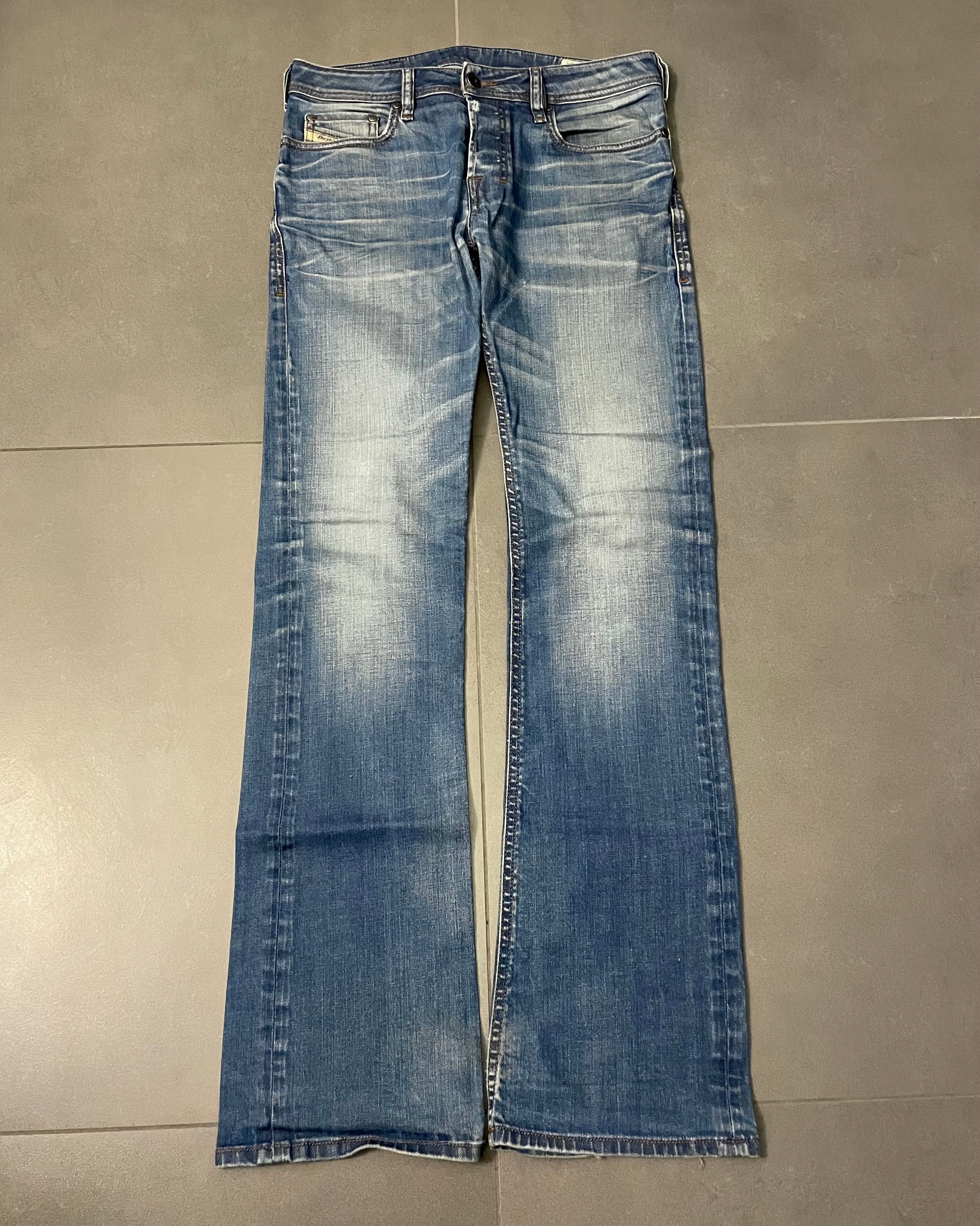 Diesel Bootcut Jeans - Size W28 L34