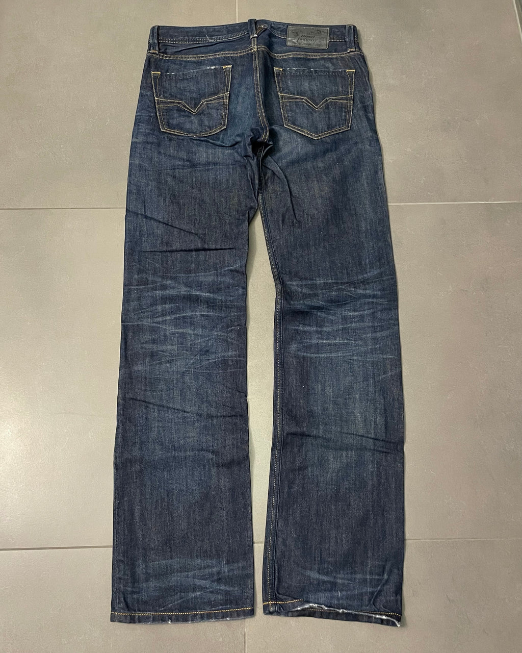 Diesel Straight Jeans - Size W31 L34