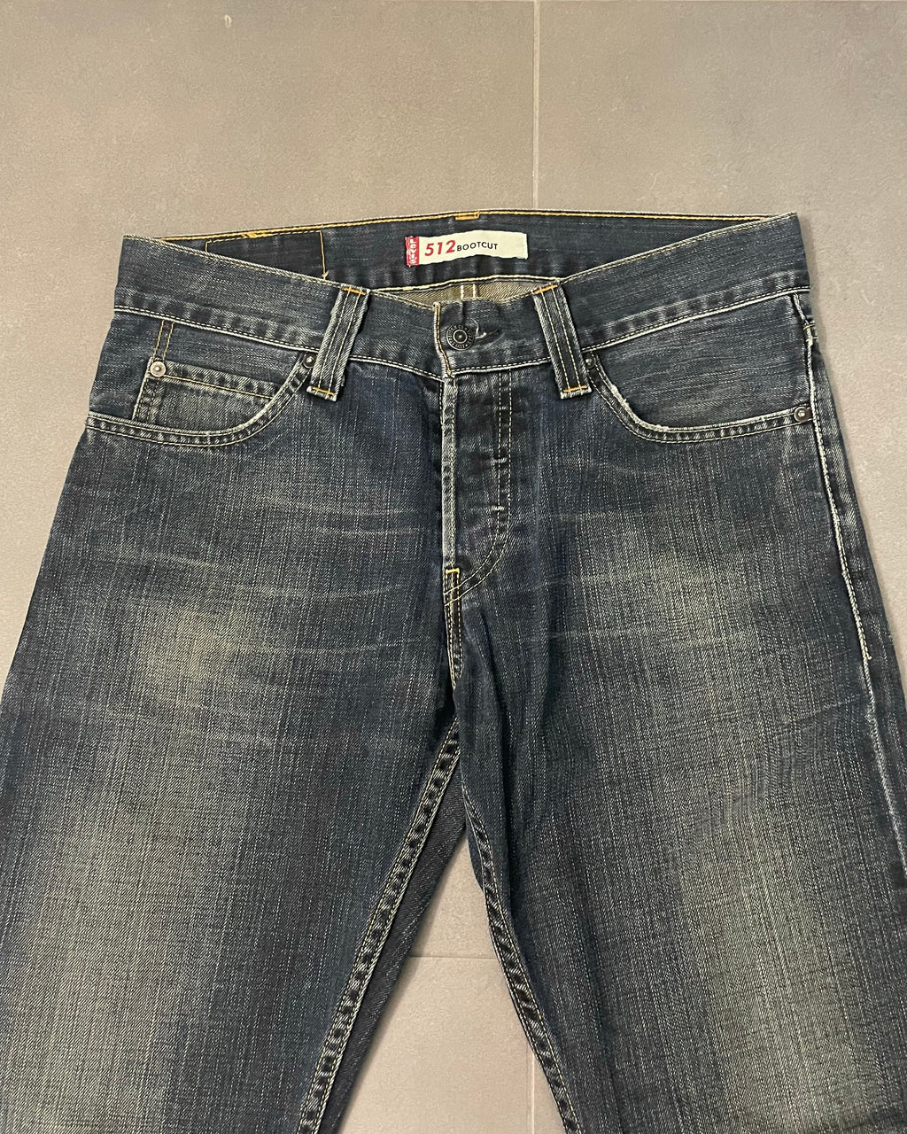 Levi's 512 Bootcut Jeans - Size W31 L34
